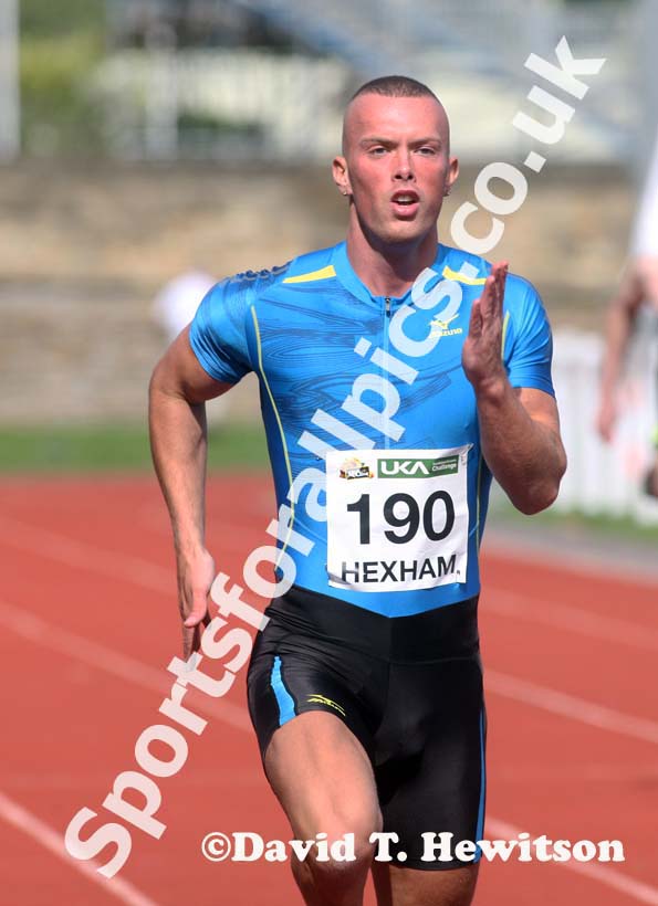 Richard Kilty (Gateshead) winning the 200 metres Open during the Hexham Decathlon and Heptathlon. Photo: David T. Hewitson/Sports for All Pics